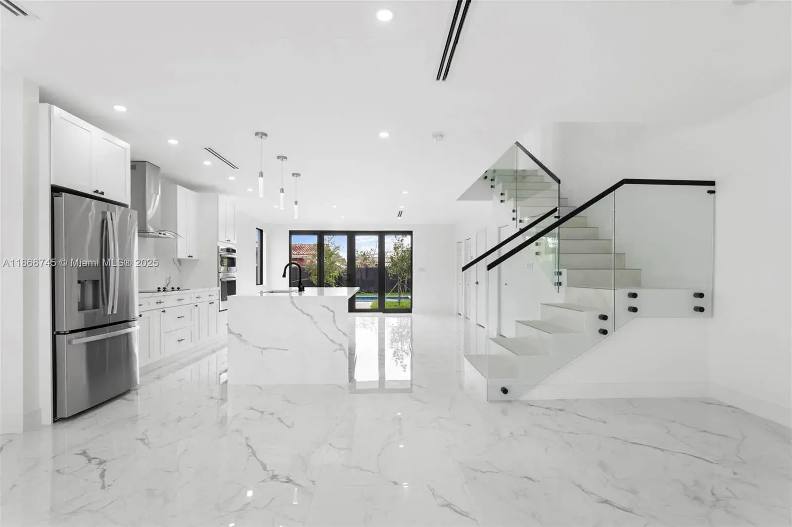 3430 SW 2nd St, Miami FL 33135