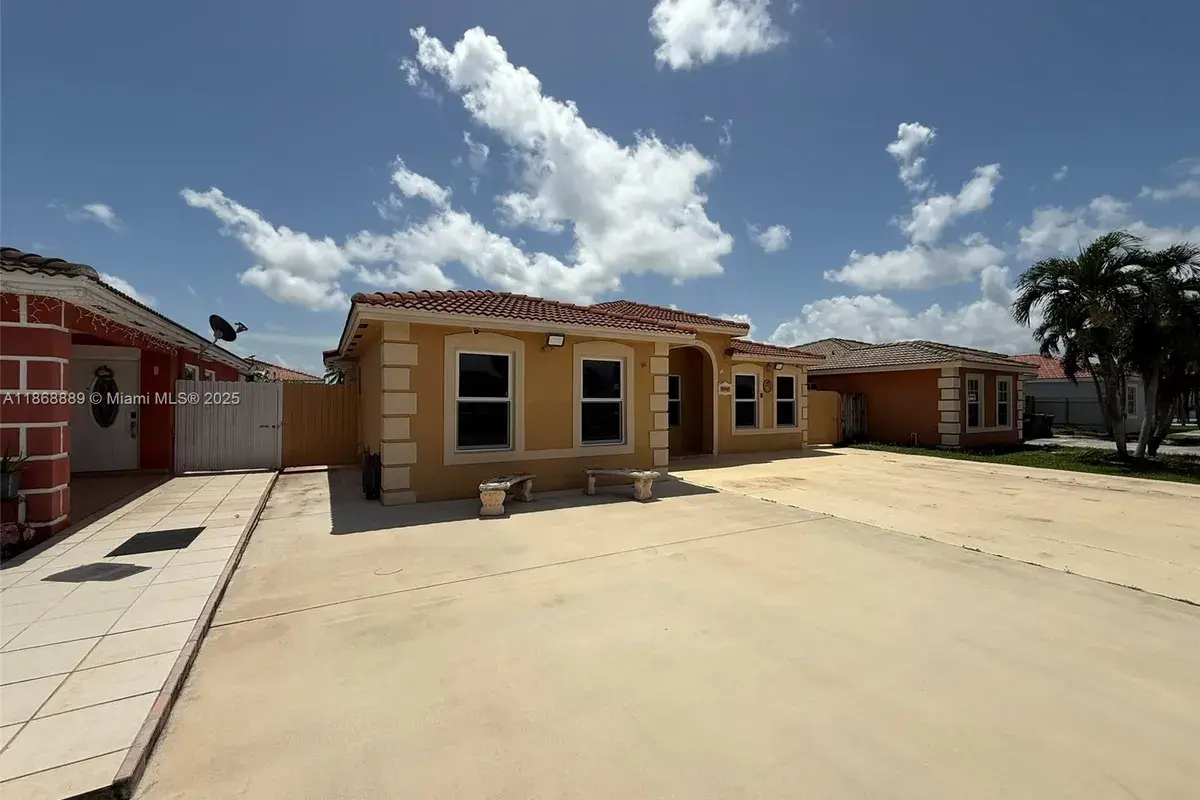 13256 SW 276th Ln, Homestead FL 33032