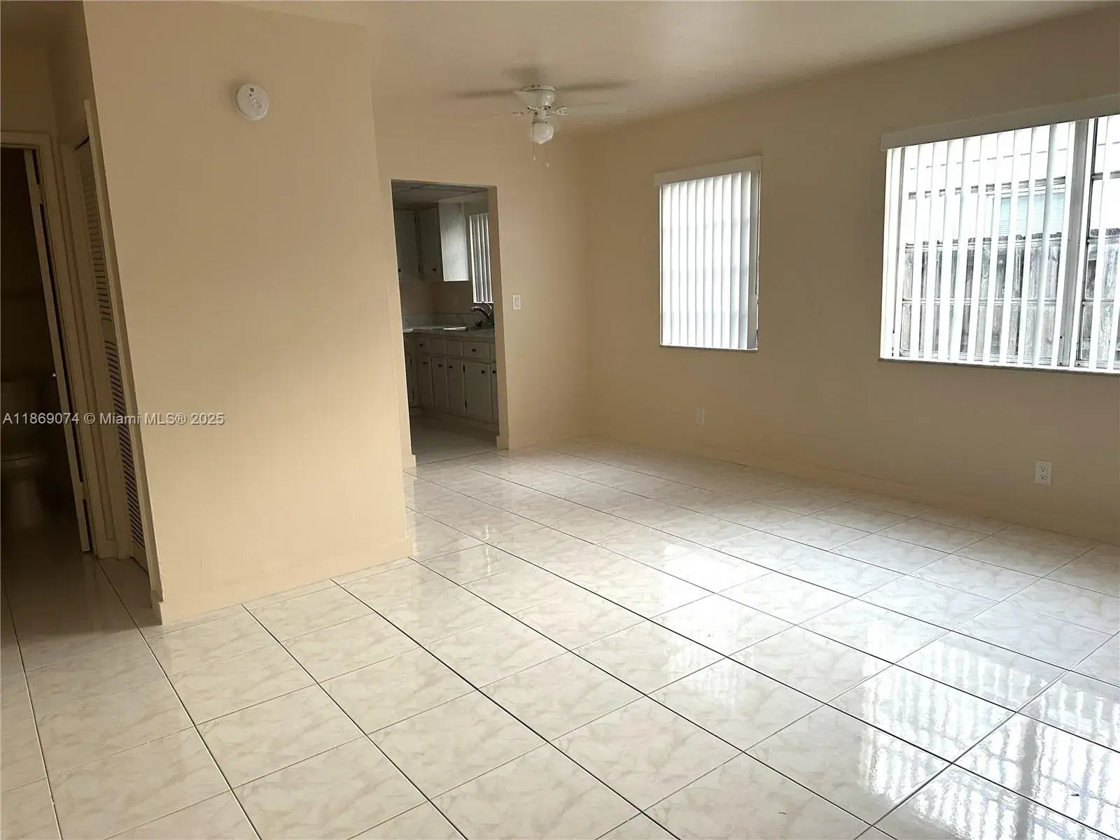 716 SE 16th St # 4, Fort Lauderdale FL 33316
