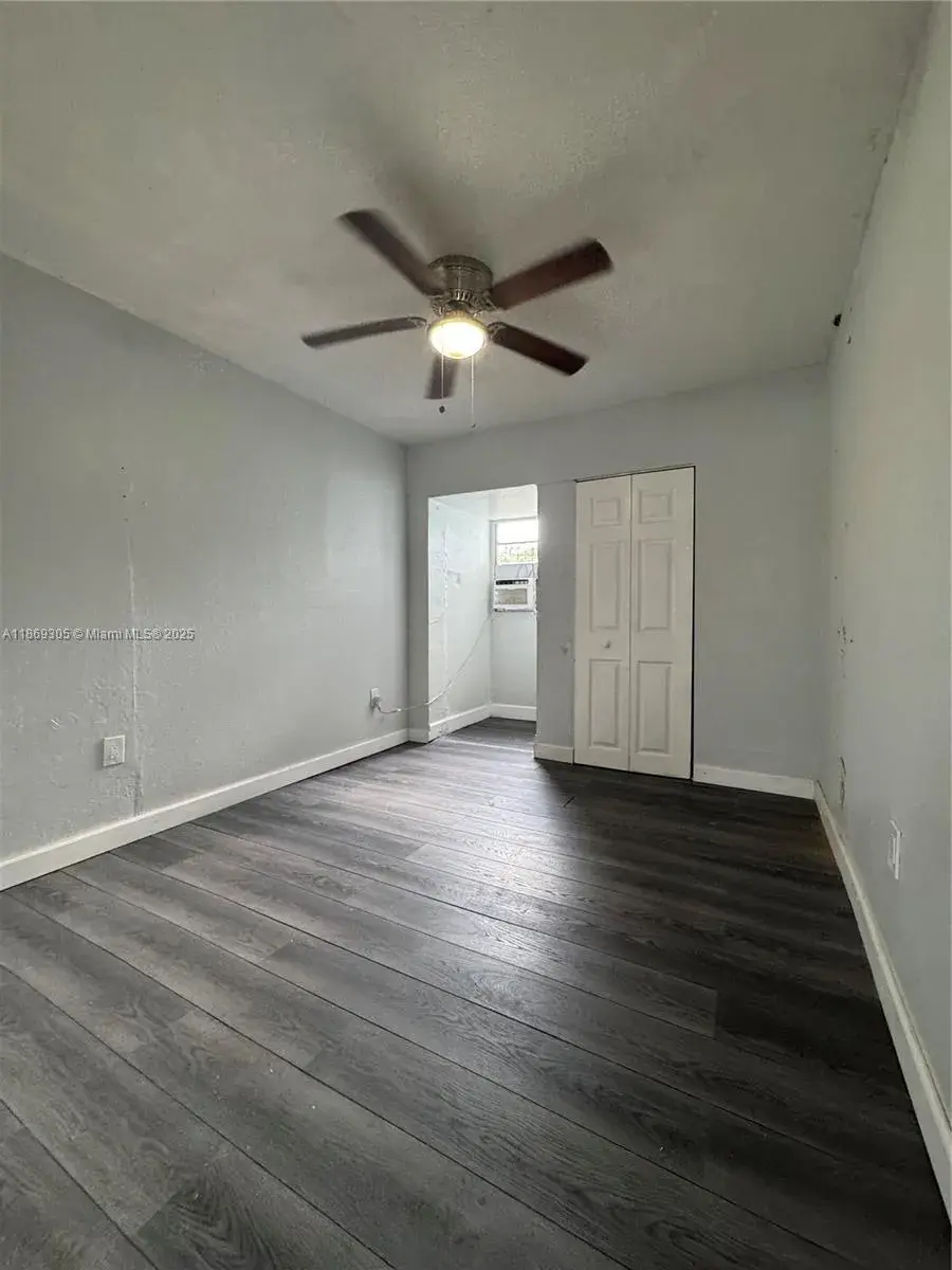 7802 NW 8th Ave # 3, Miami FL 33150