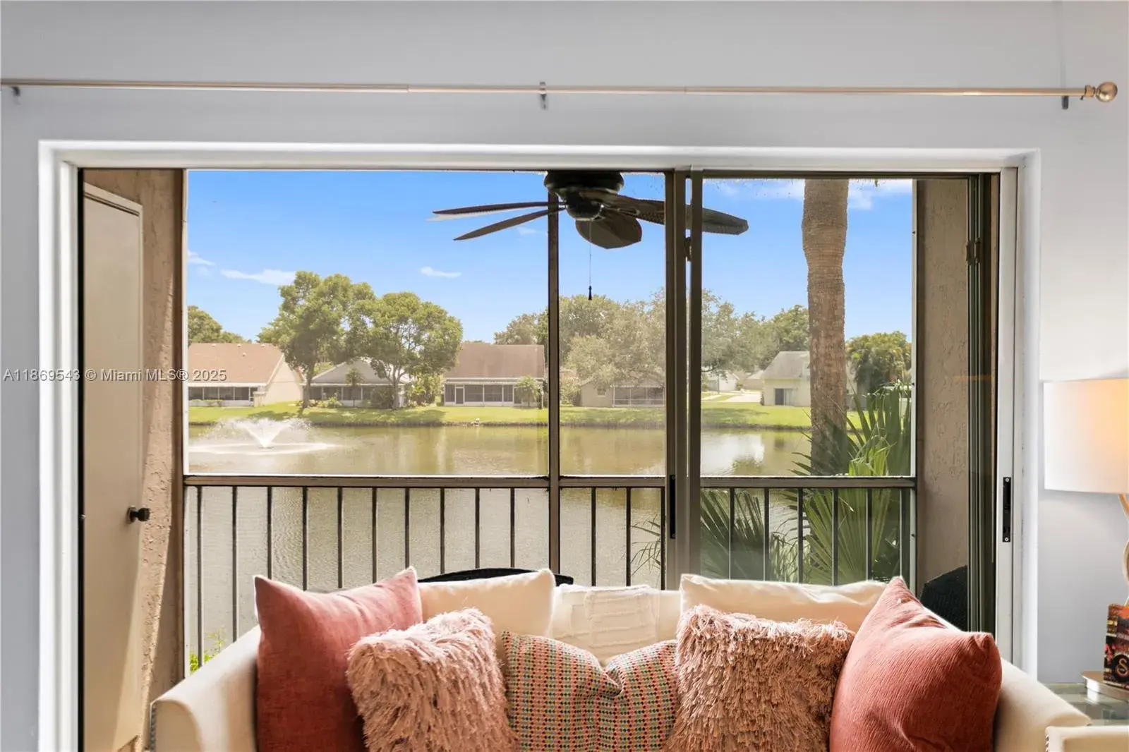 2 bedroom 2 bath Residential for sale at 13791 Oneida Dr # F2, Delray Beach FL 33446