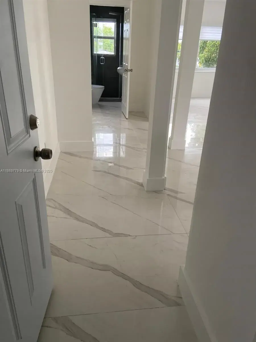 1015 S 17th Ave # 7, Hollywood FL 33020