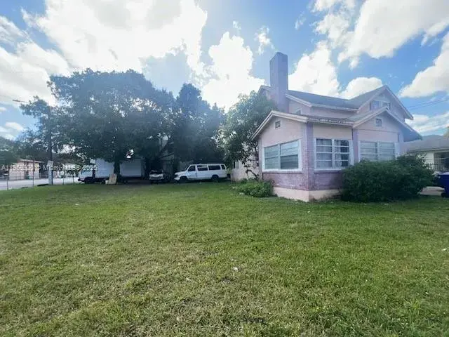 4 bedroom 2 bath Residential for sale at 10 NW 60th St, Miami FL 33127