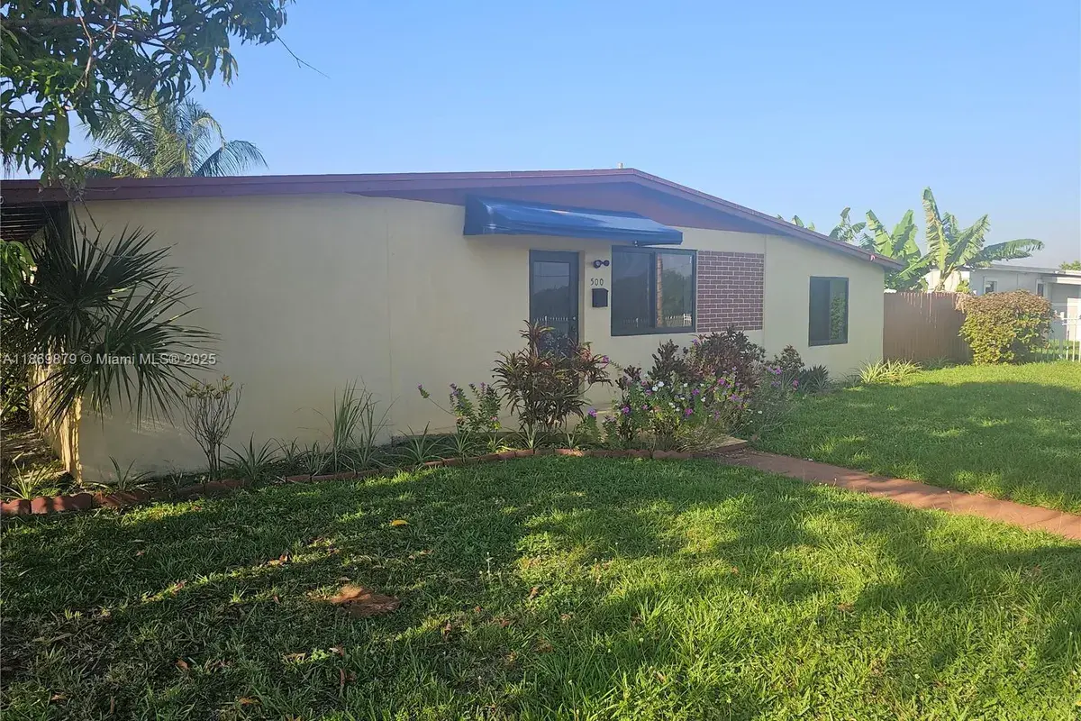 500 NW 199th St, Miami Gardens FL 33169