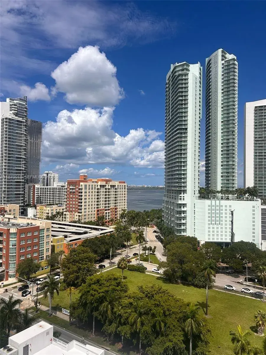 275 NE 18th St # 1610, Miami FL 33132