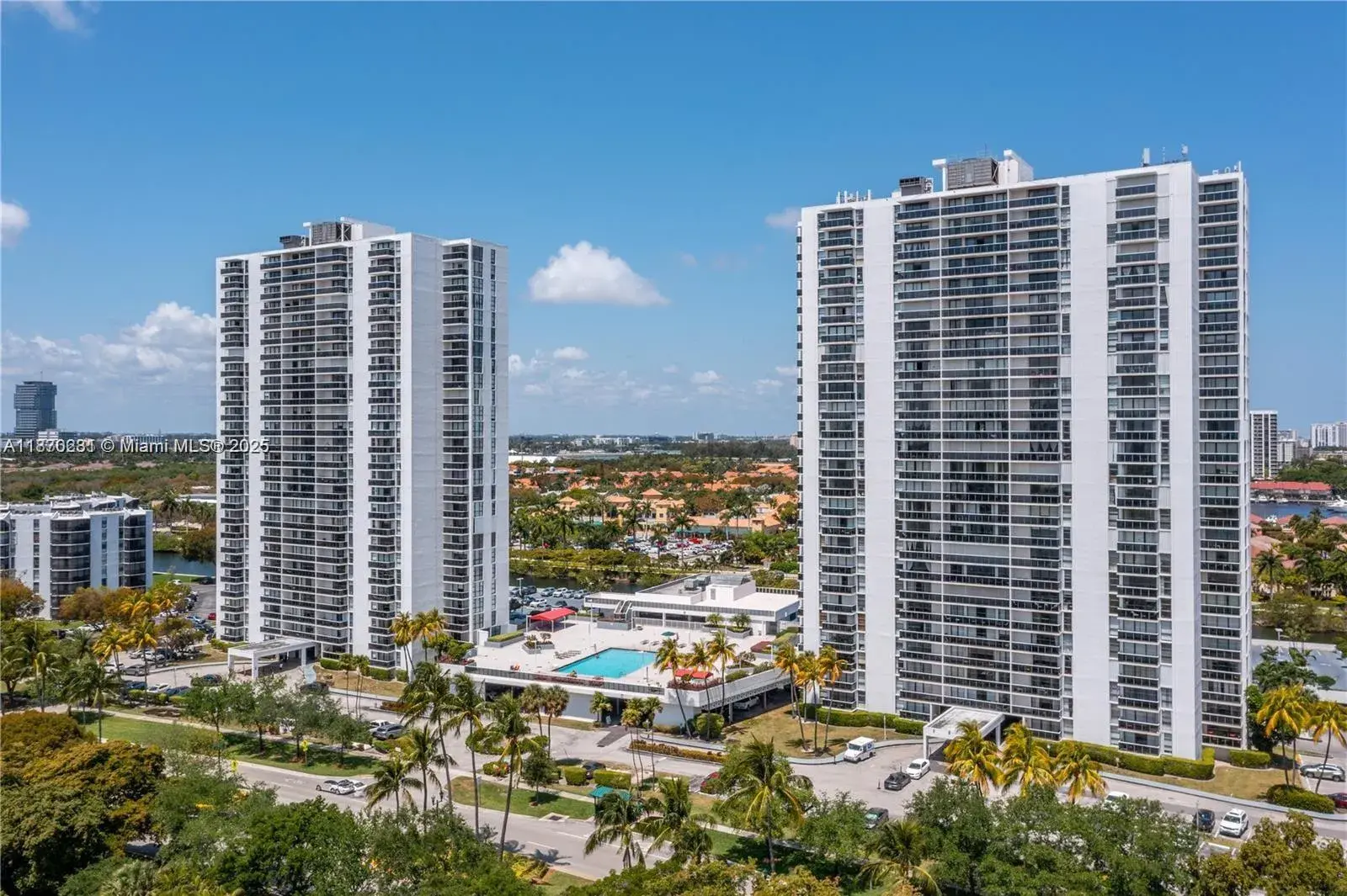 2 bedroom 2 bath Residential for sale at 3675 N Country Club Dr # 204, Aventura FL 33180