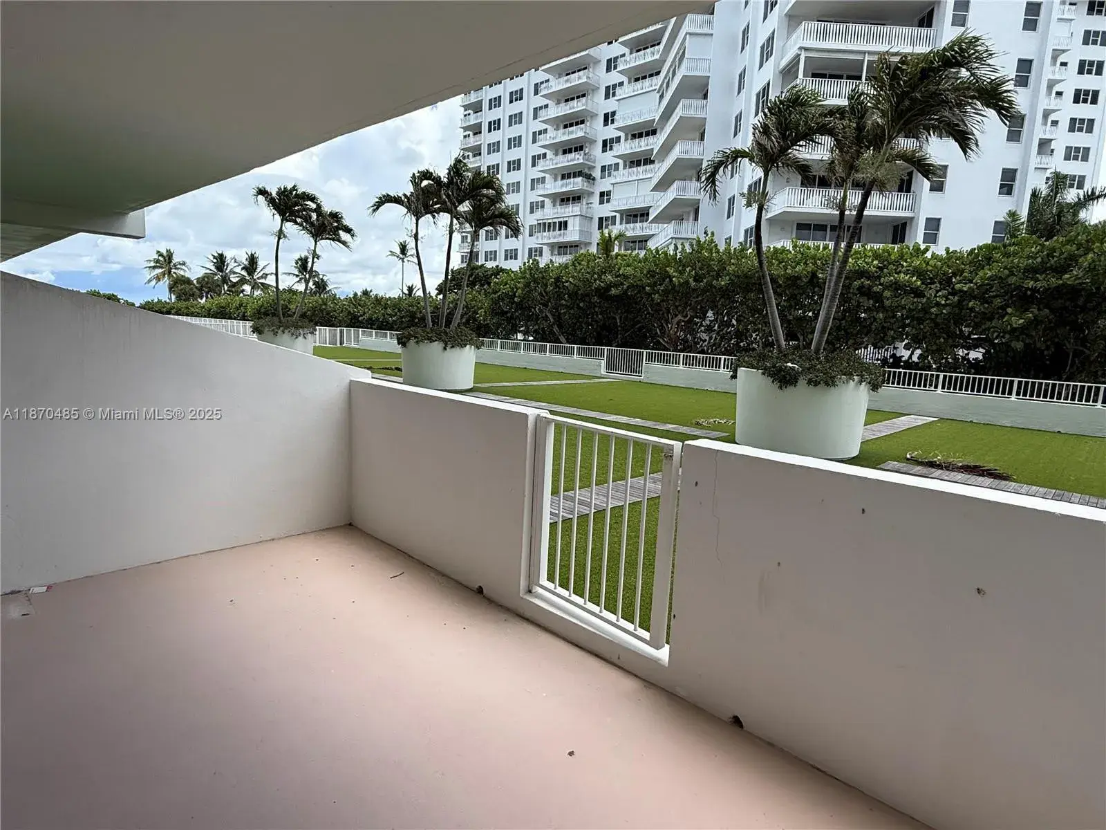 199 Ocean Lane Dr # 203, Key Biscayne FL 33149