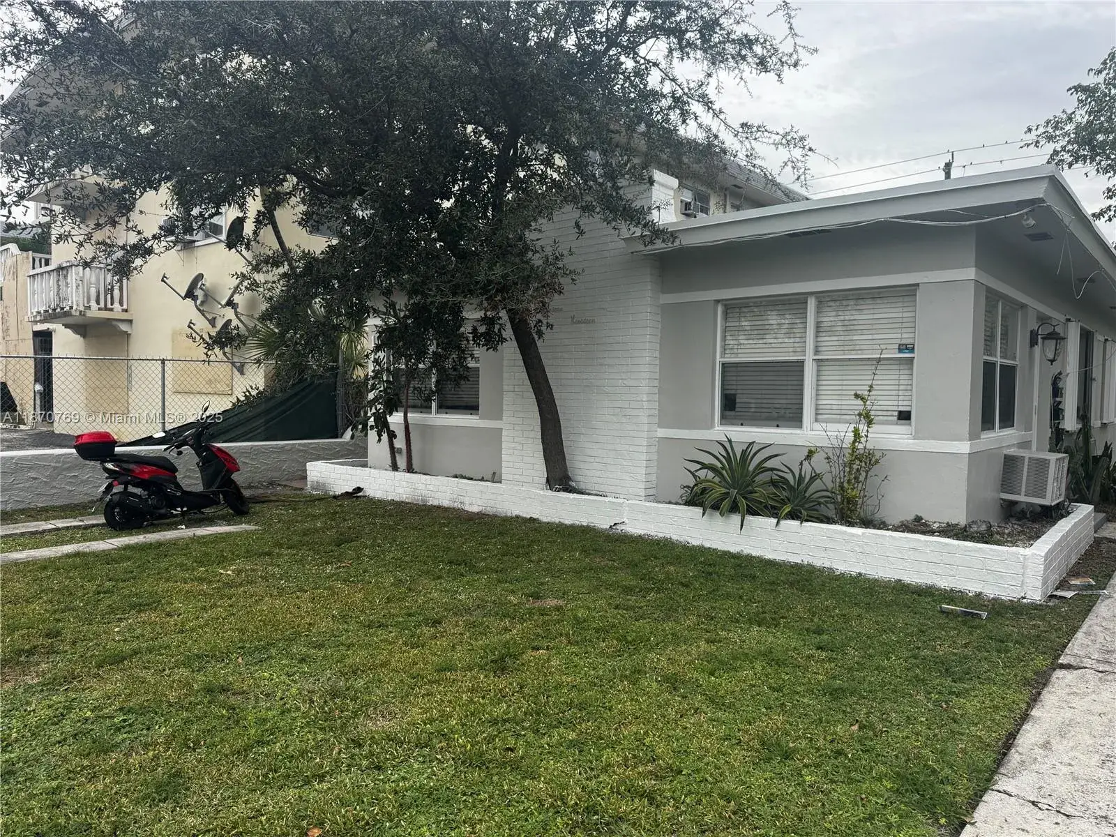 Residential Income for sale at 1719 Lincoln St, Hollywood FL 33020