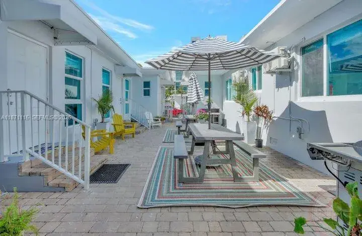 Business Opportunity for sale at 2710 N Ocean Dr, Hollywood FL 33019