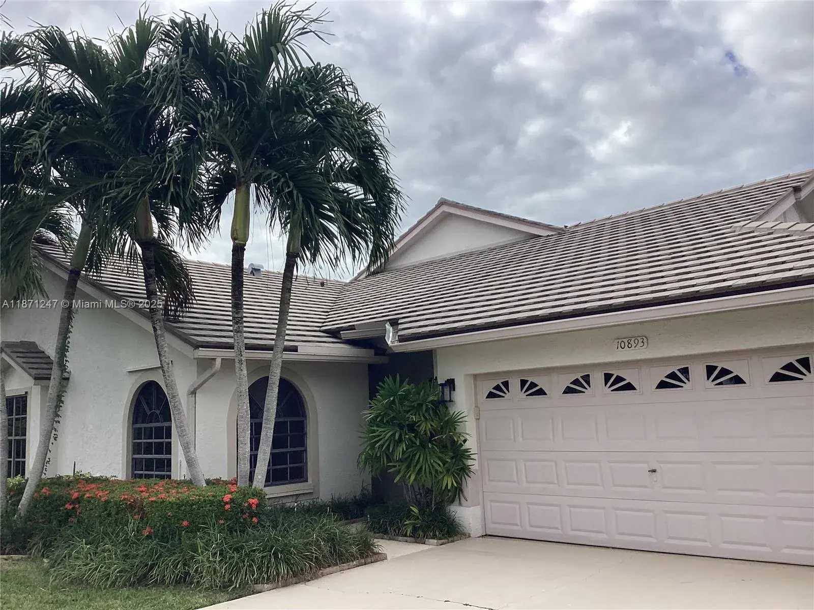 10893 N Stafford Cir N, Boynton Beach FL 33436