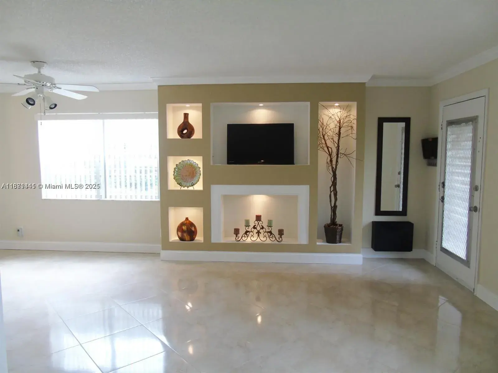 1 bedroom 1 bath Residential for sale at 545 Normandy L # 545, Delray Beach FL 33484