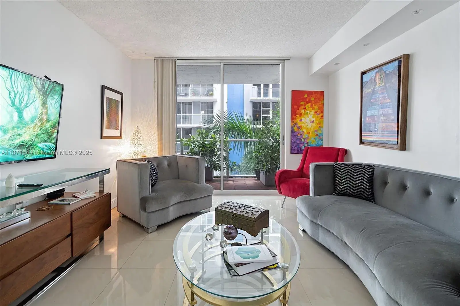5091 NW 7th St # 503, Miami FL 33126