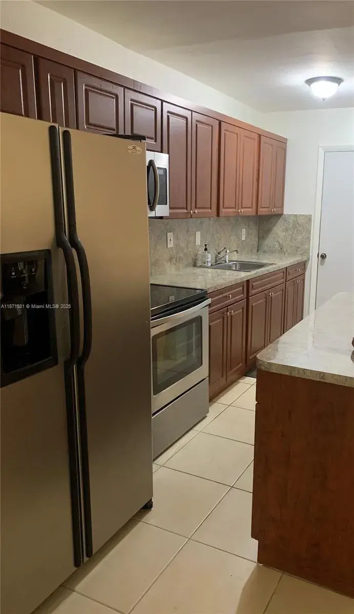 7901 SW 64th Ave # 16, South Miami FL 33143