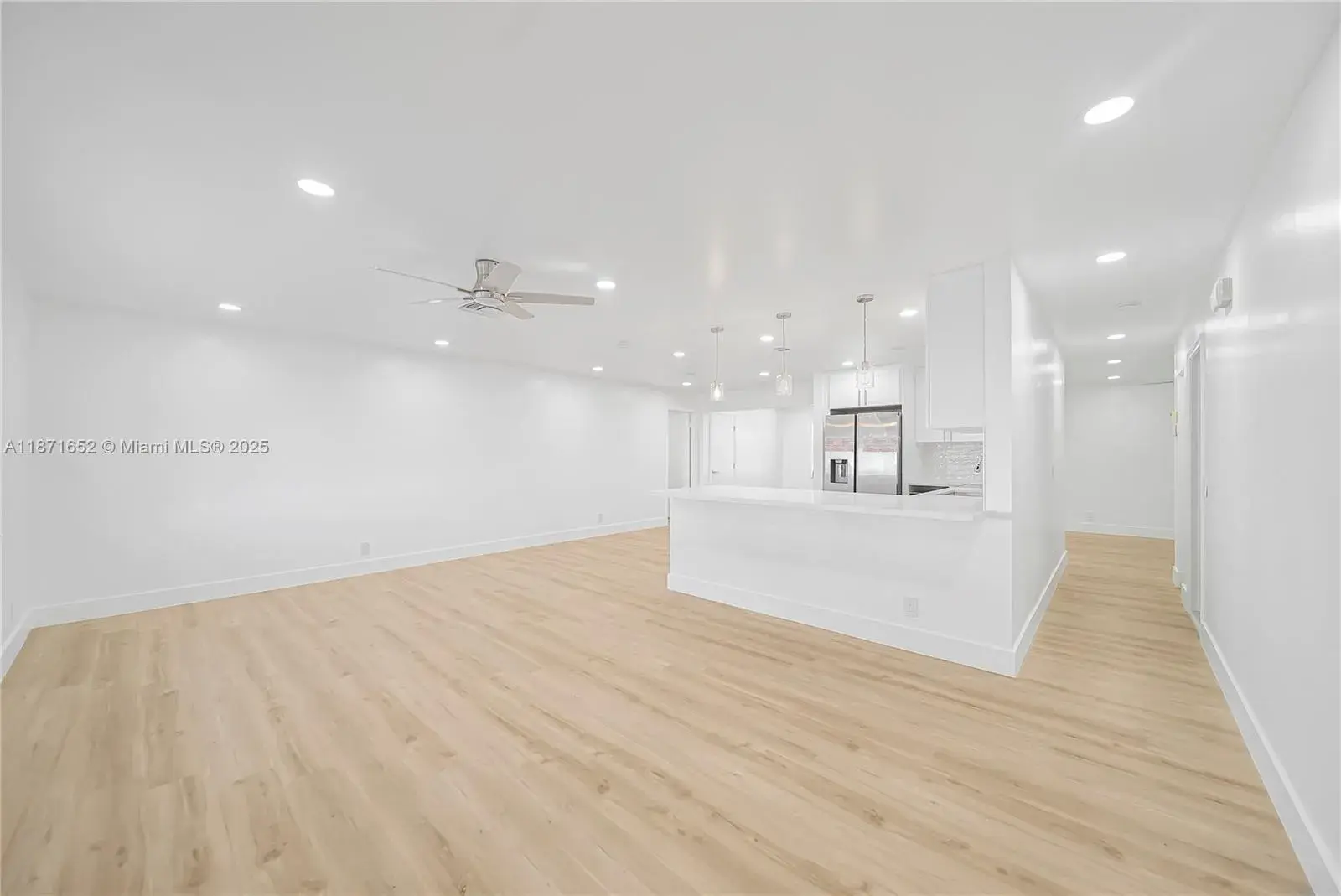 2106 Alfred Dr, Boynton Beach FL 33426