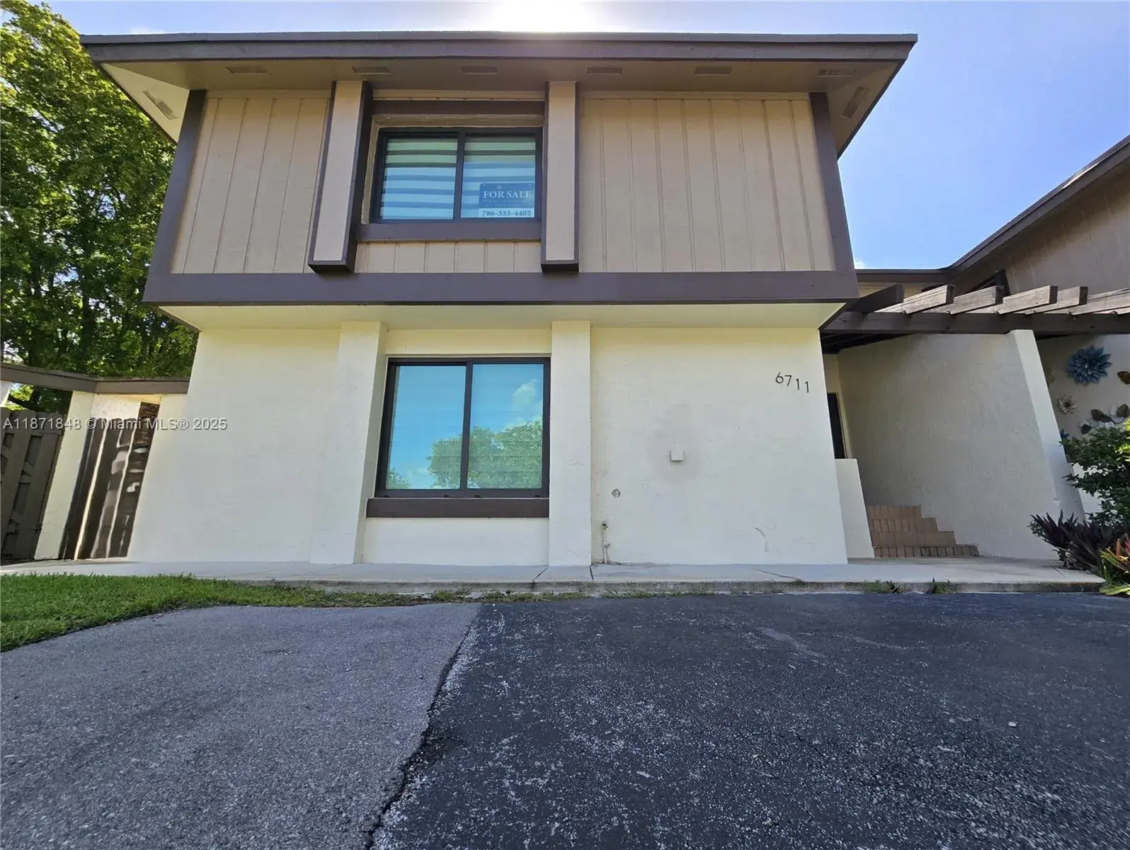 6711 SW 127th Pl, Miami FL 33183