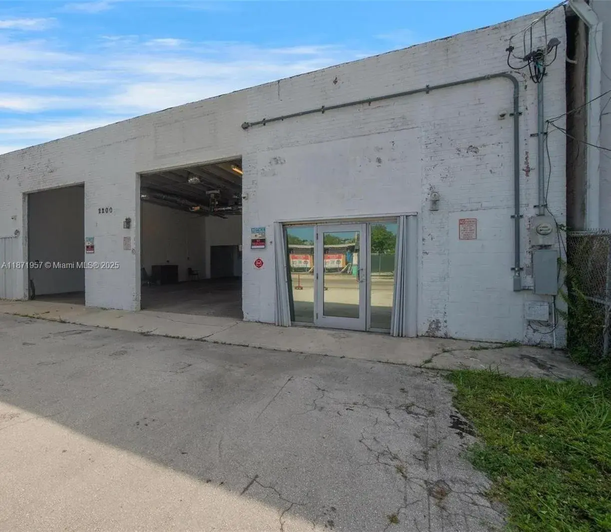 2200 SW 58th Ave, West Park FL 33023
