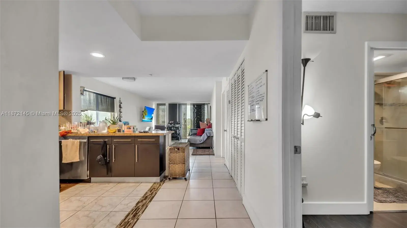 8001 Crespi Blvd # 4B, Miami Beach FL 33141