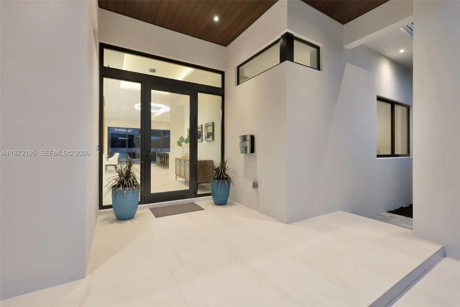 2757 NE 34th Street, Fort Lauderdale FL 33306