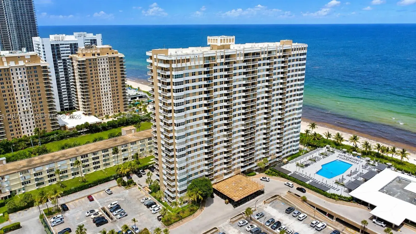 1 bedroom 1 bath Residential for sale at 1950 S Ocean Dr # 11D, Hallandale Beach FL 33009