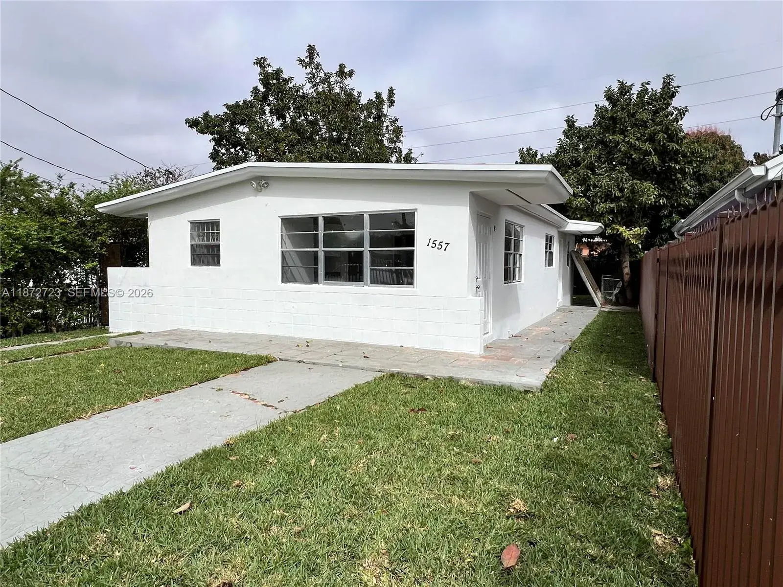 1557-55 NW 66th St, Miami FL 33147