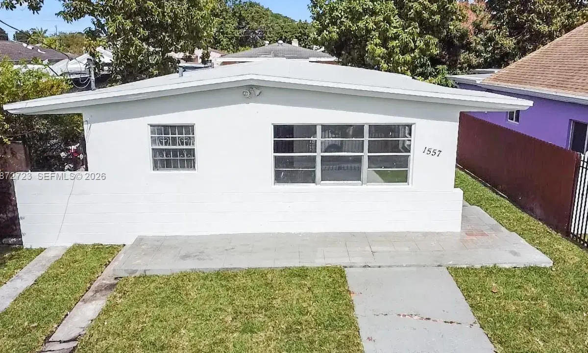 1557-55 NW 66th St, Miami FL 33147