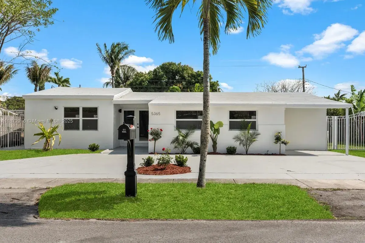 5365 SW 97th Ct, Miami FL 33165