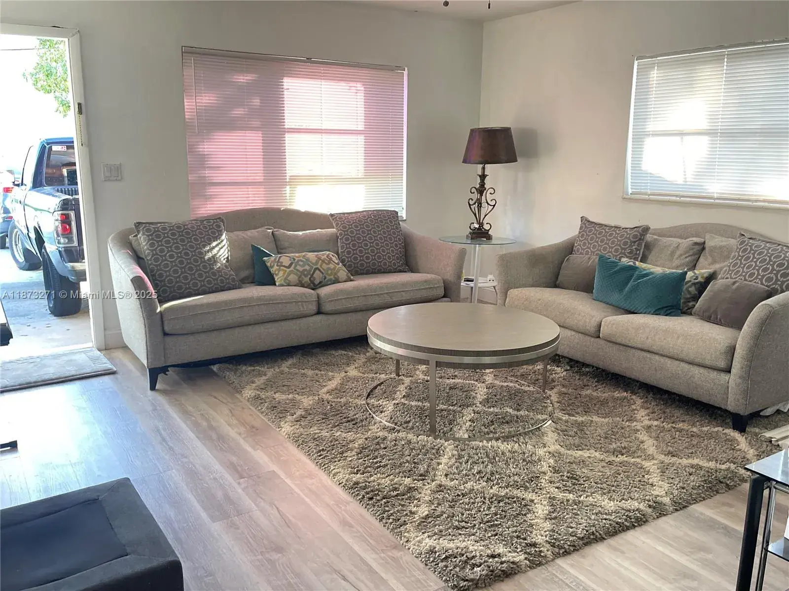 1091 SW 32nd Ct, Fort Lauderdale FL 33315
