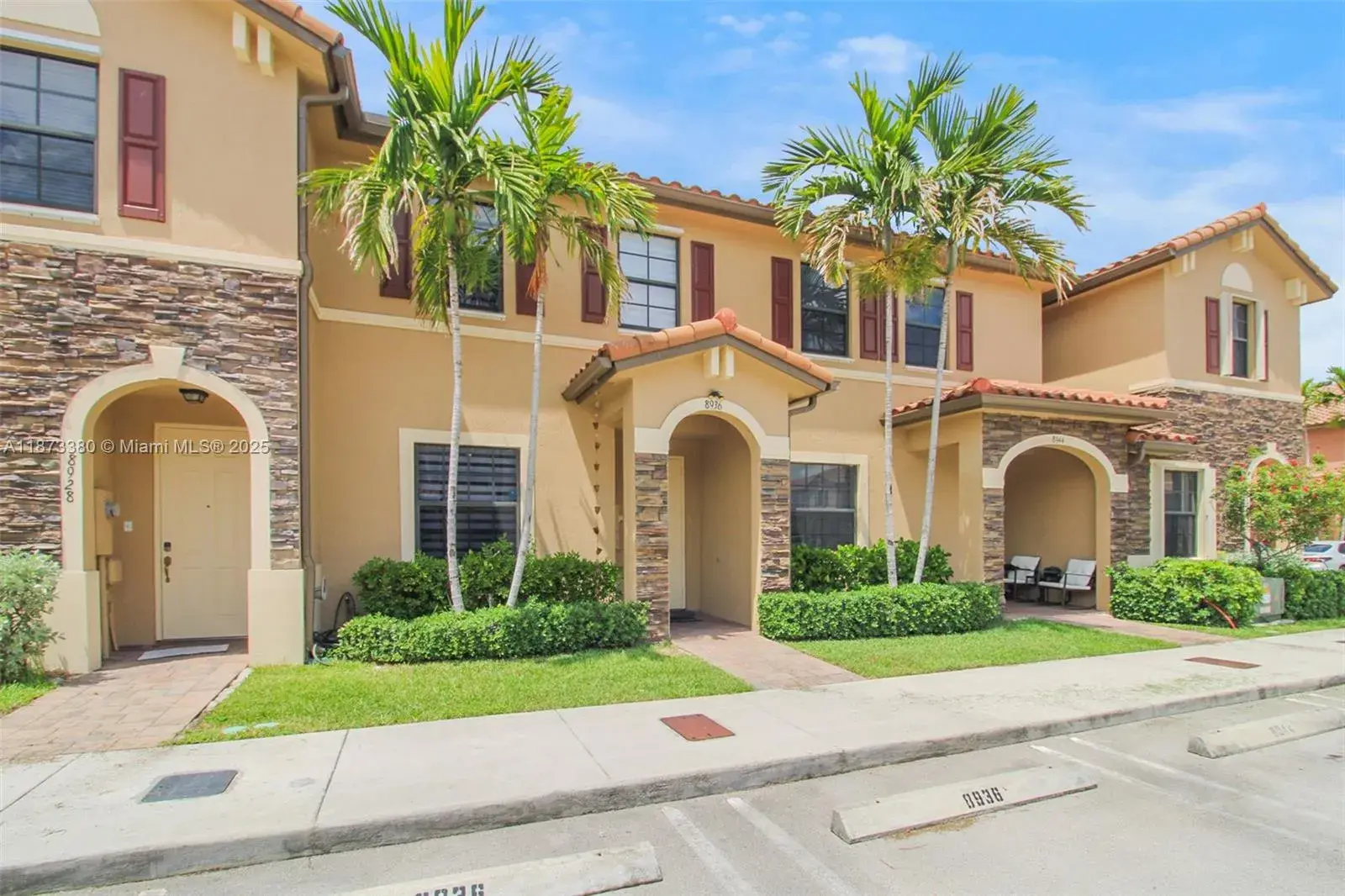 8936 W 35th Ln, Hialeah FL 33018