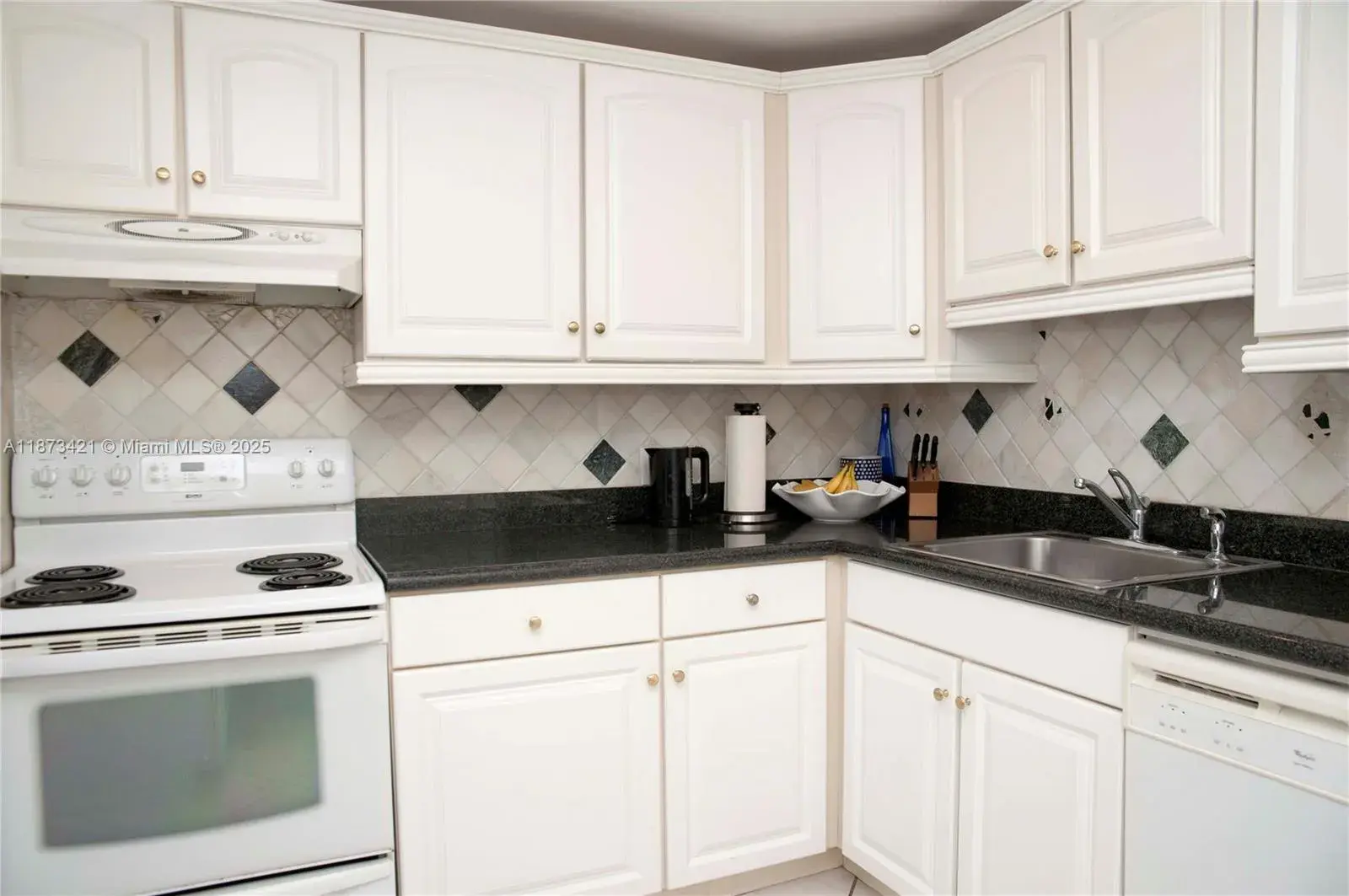 2201 S Ocean Dr, Hollywood FL 33019