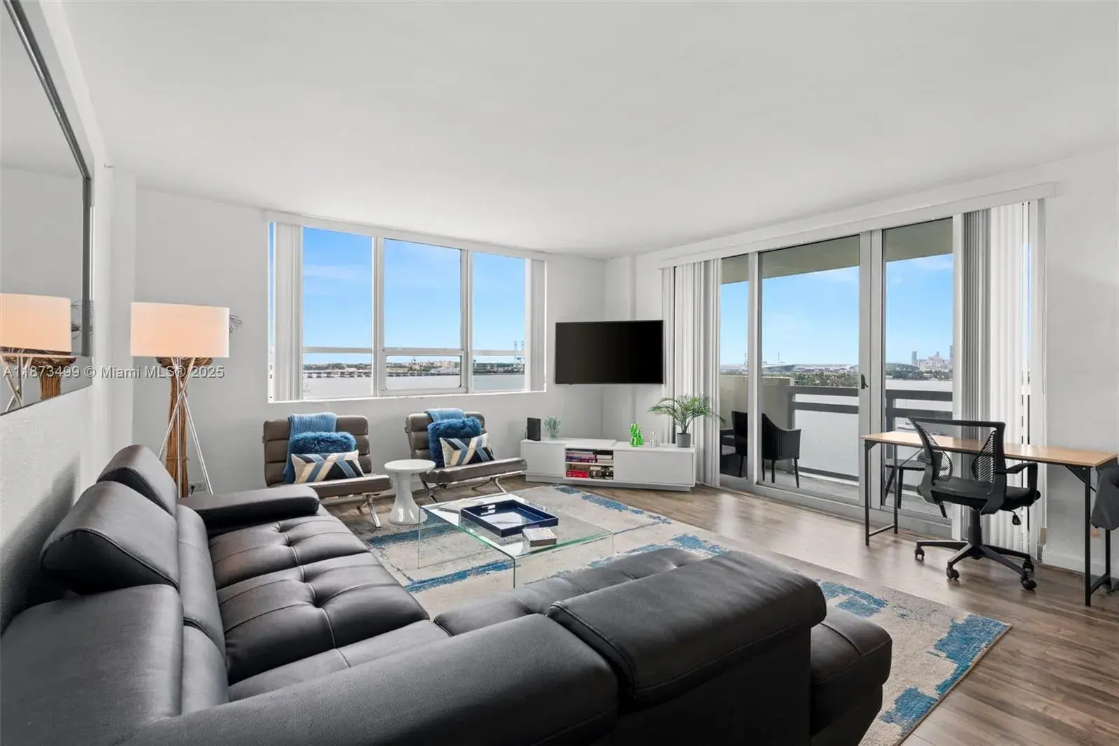 2 bedroom 2 bath Residential for sale at 1500 Bay Rd # 1438S, Miami Beach FL 33139
