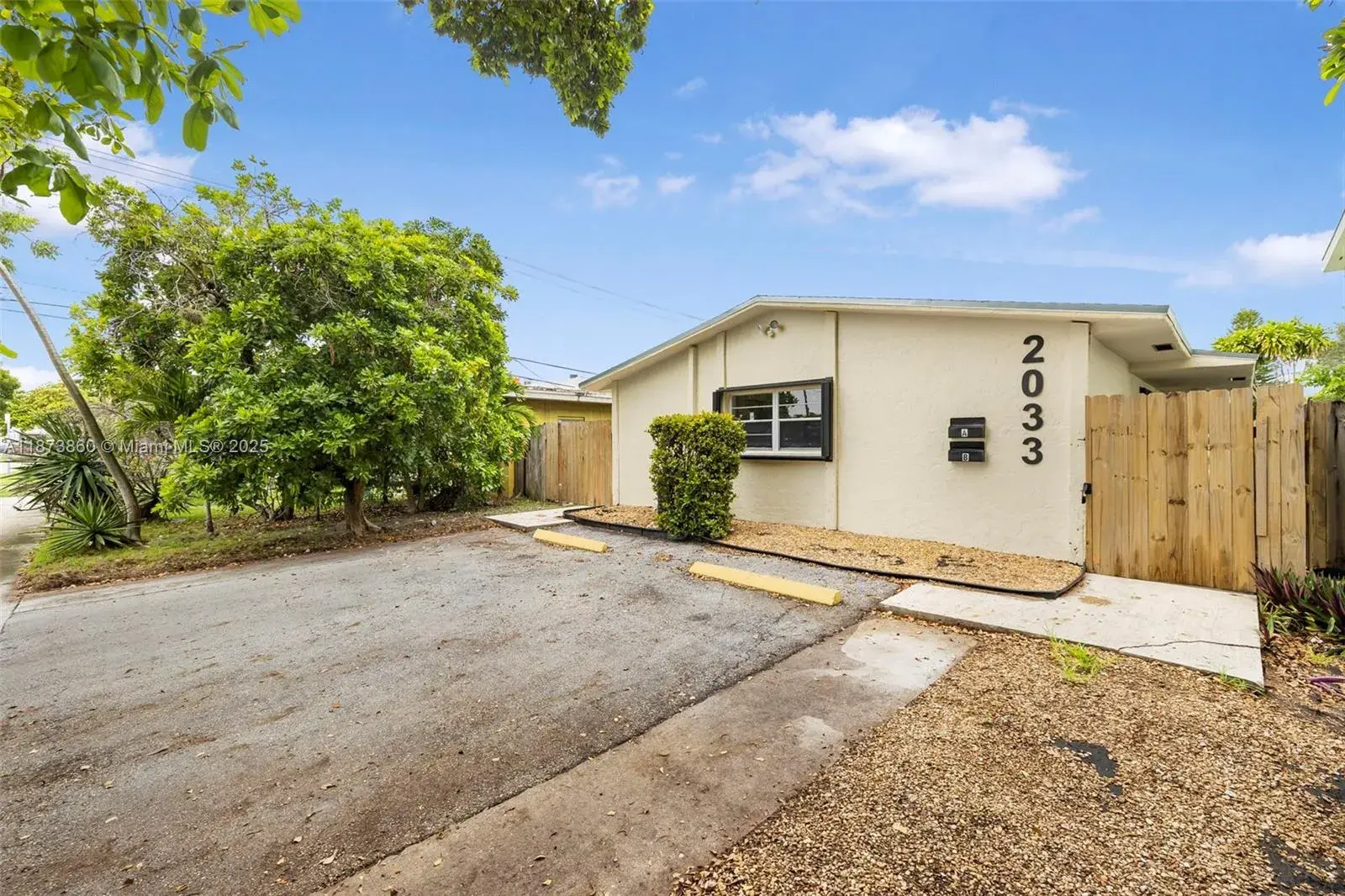 Residential Income for sale at 2033 Dewey St, Hollywood FL 33020