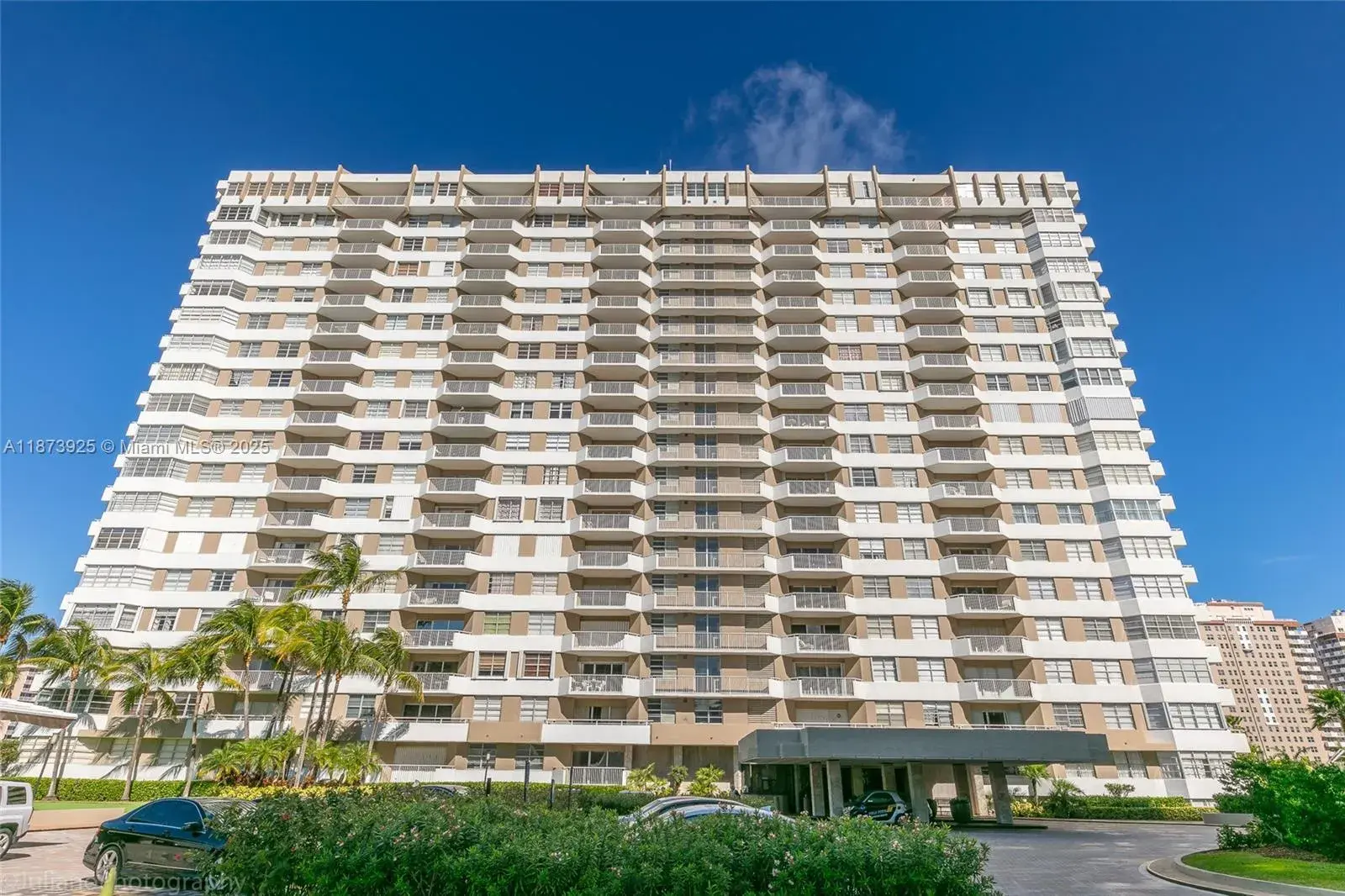 1 bedroom 1 bath Residential Lease for rent at 1980 S Ocean Dr # 22L, Hallandale Beach FL 33009