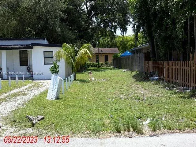 Residential for sale at 6040 Arthur St, Hollywood FL 33024