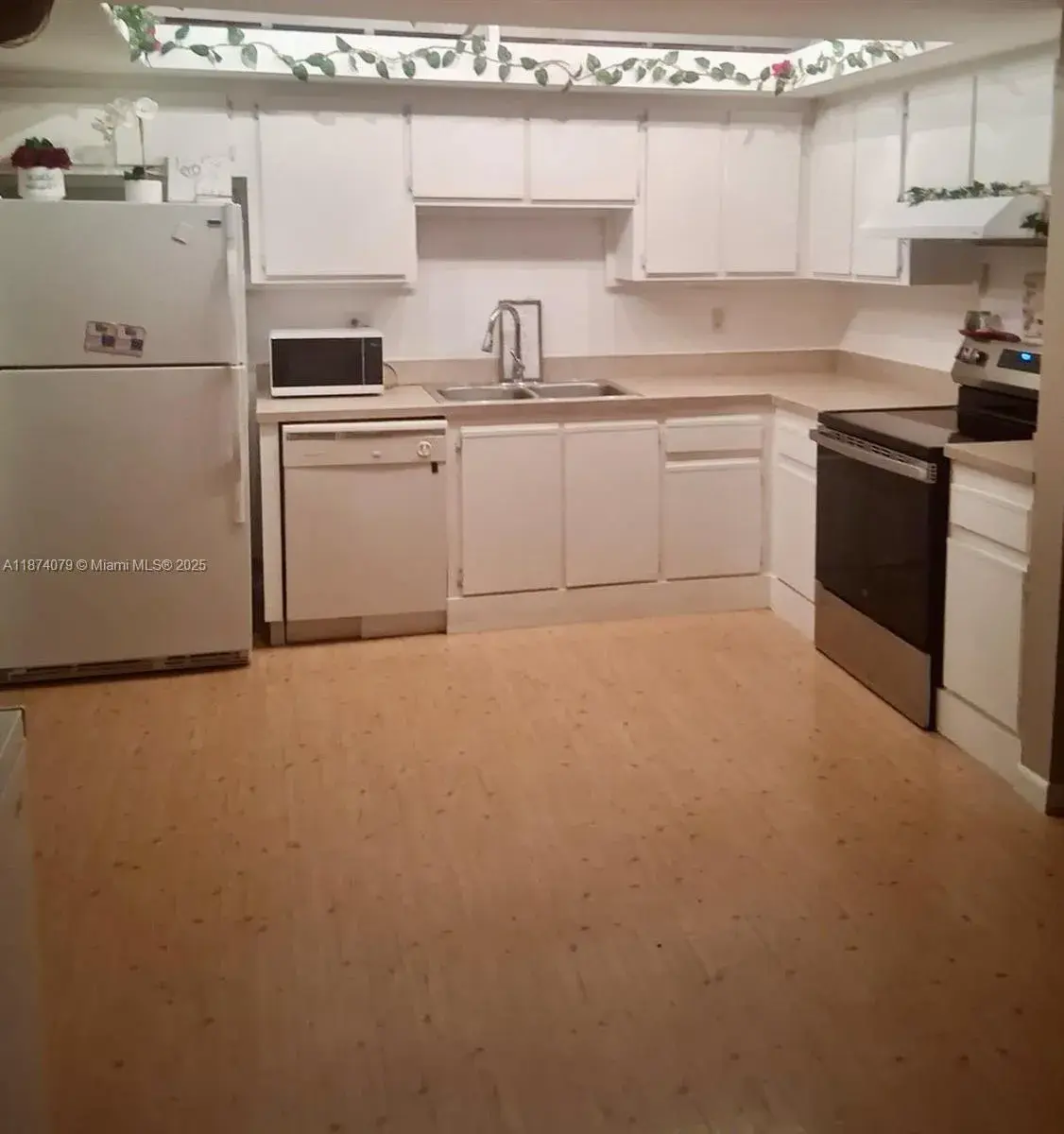2 bedroom 2 bath Residential for sale at 5204 SE 44th, Okeechobee FL 34974