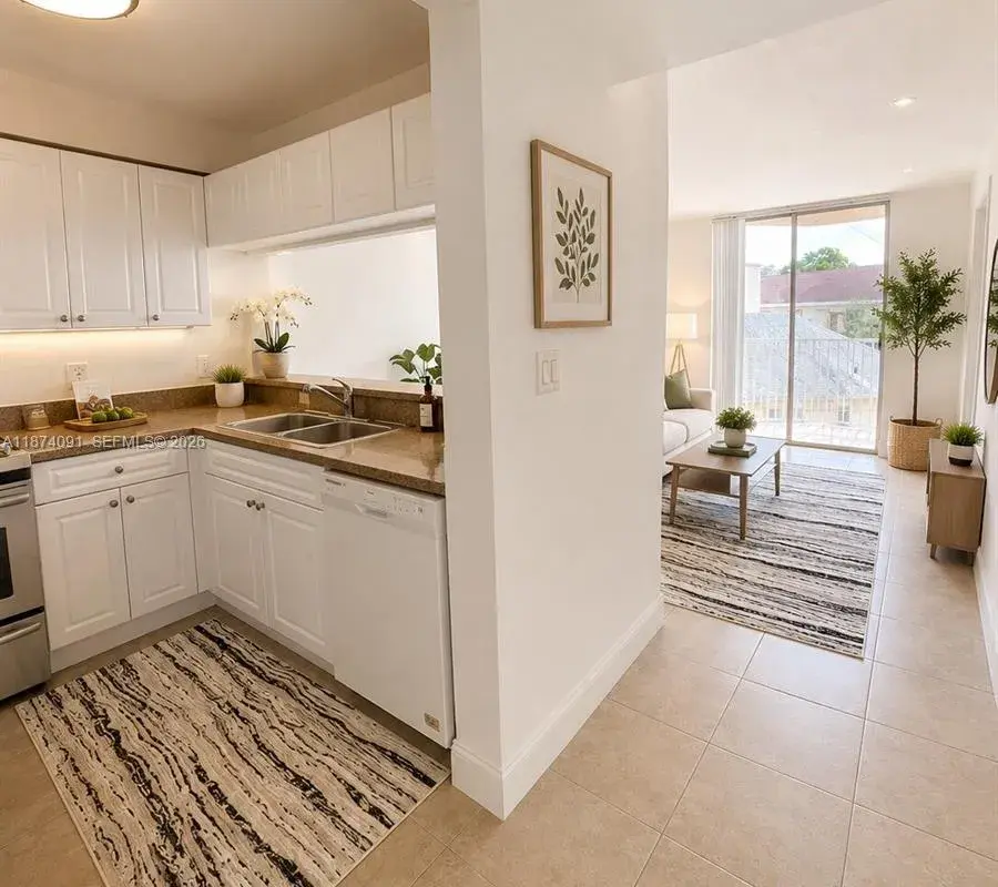 102 SW 6th Ave # 205, Miami FL 33130
