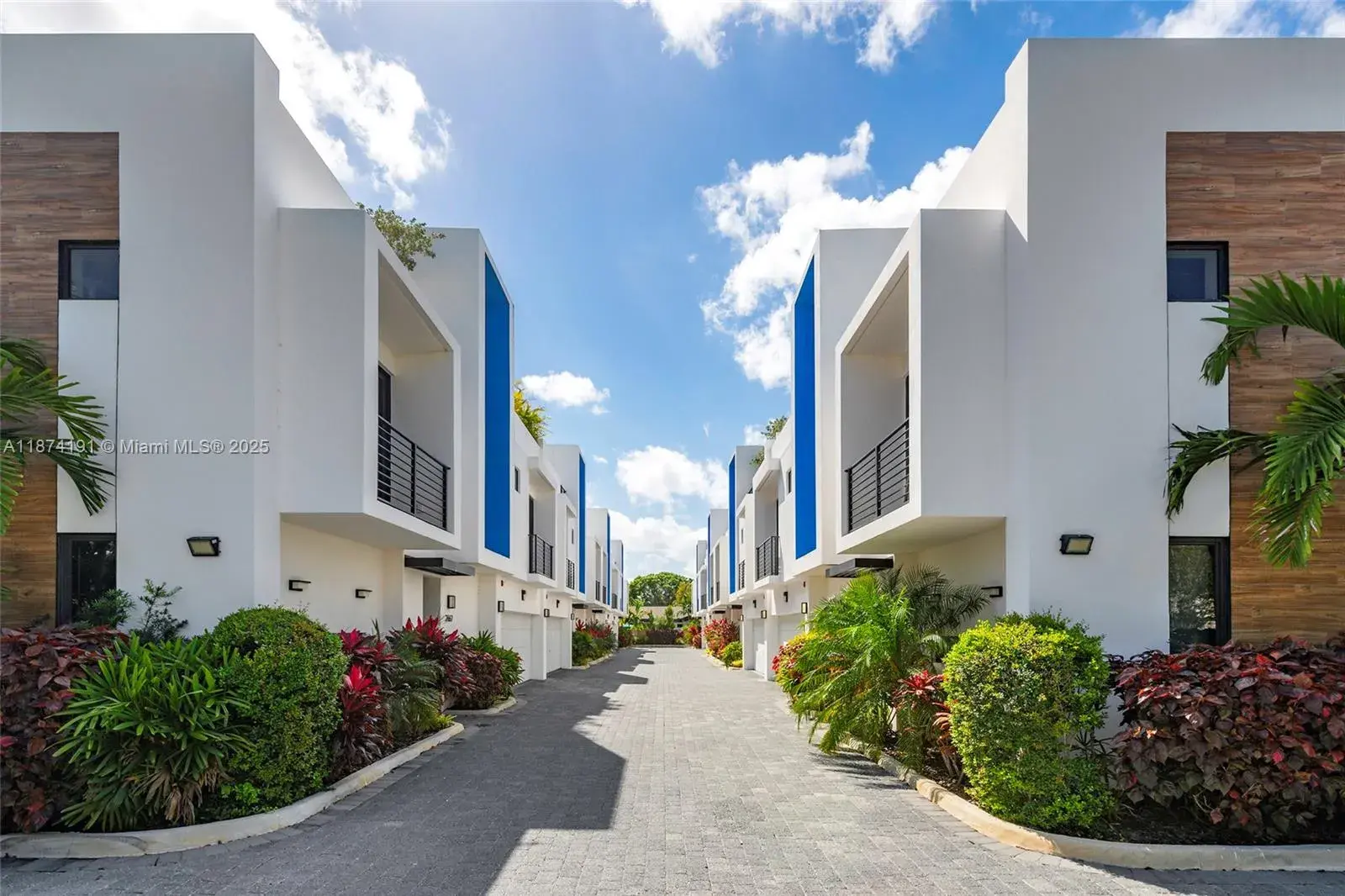 2679 NE 8th Ave, Wilton Manors FL 33334