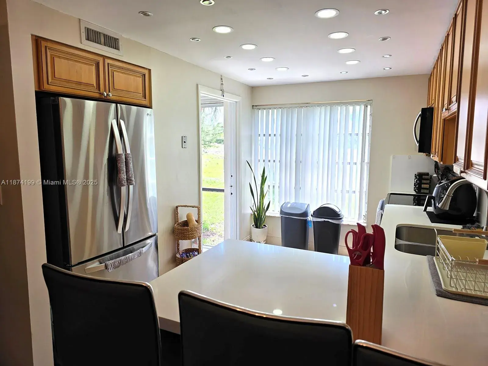 4160 Inverrary Dr # 112, Lauderhill FL 33319