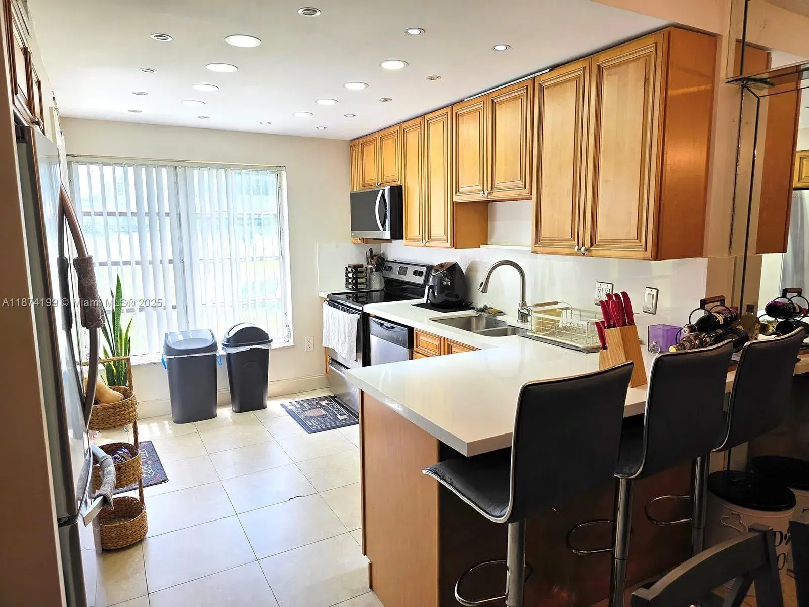 4160 Inverrary Dr # 112, Lauderhill FL 33319