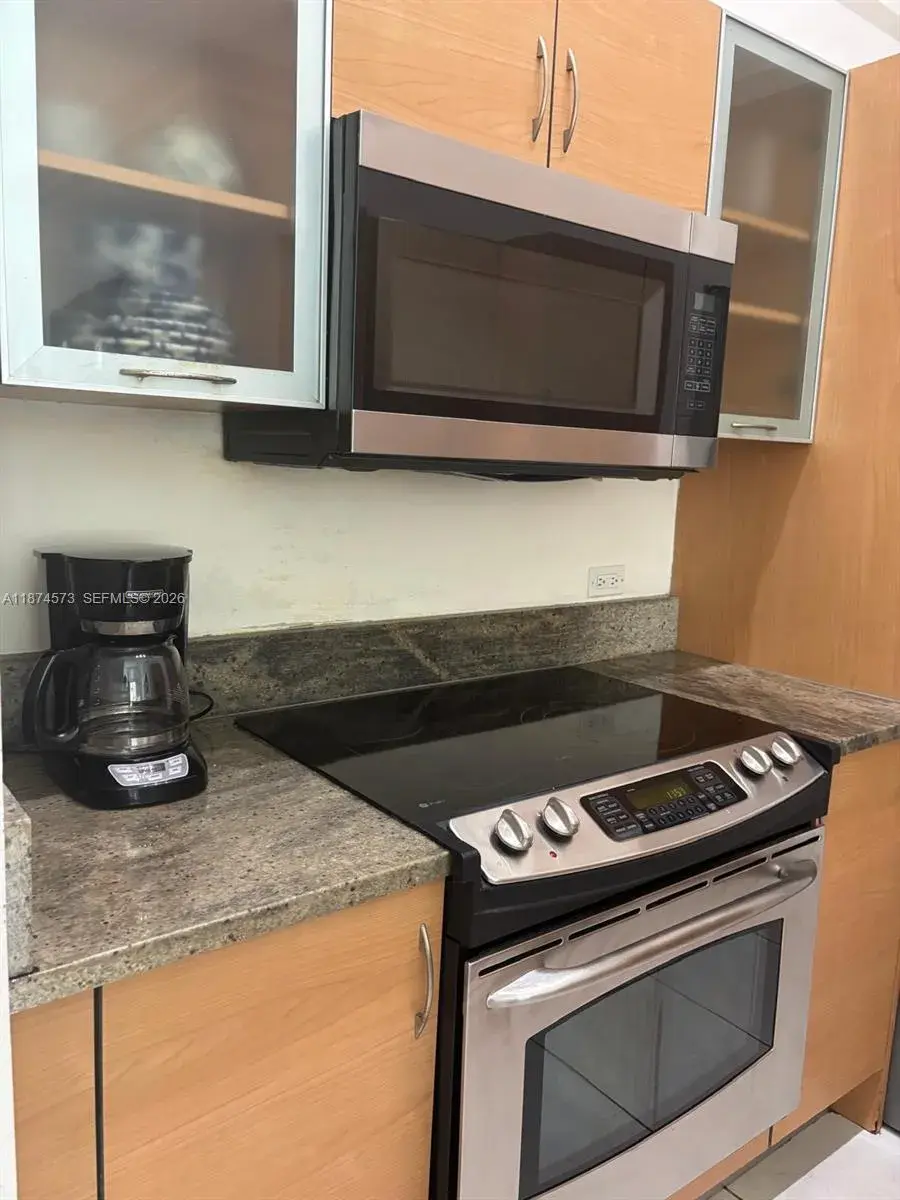 2 bedroom 2 bath Residential Lease for rent at 18800 NE 29th Ave # 116, Aventura FL 33180