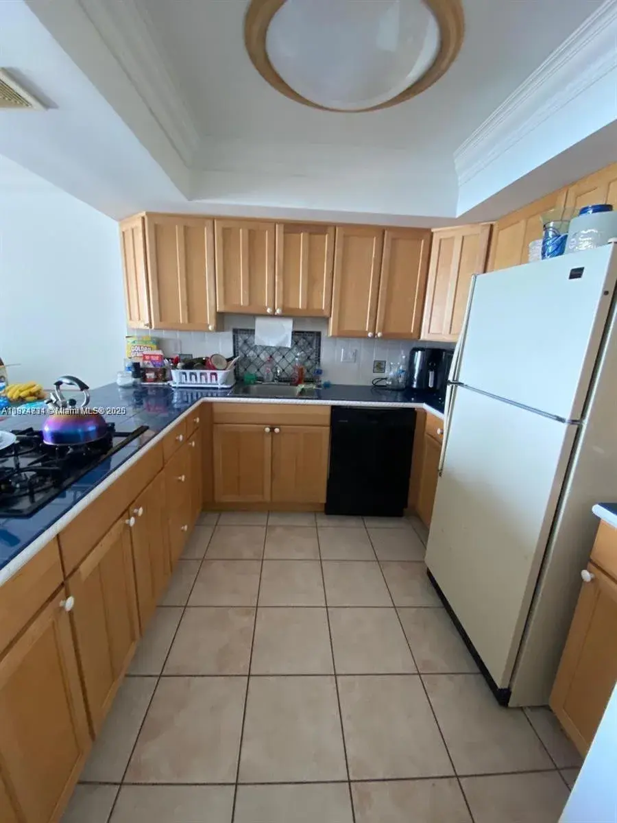 2030 S Ocean Dr # 617, Hallandale Beach FL 33009