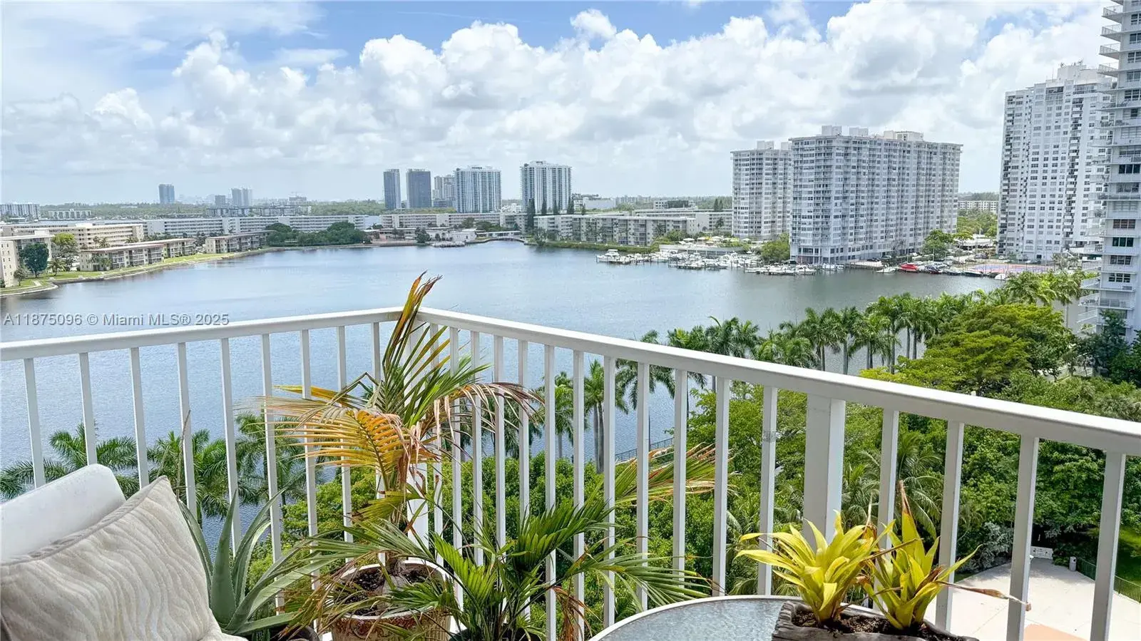 2851 NE 183rd St # 1110E, Aventura FL 33160