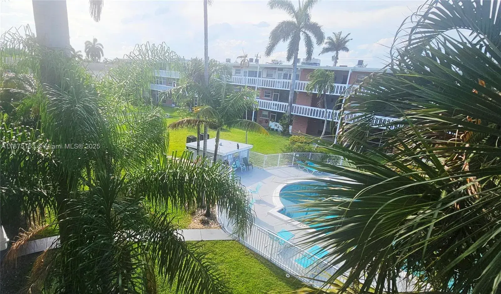 141 NE 10th Ave # 22C, Hallandale Beach FL 33009