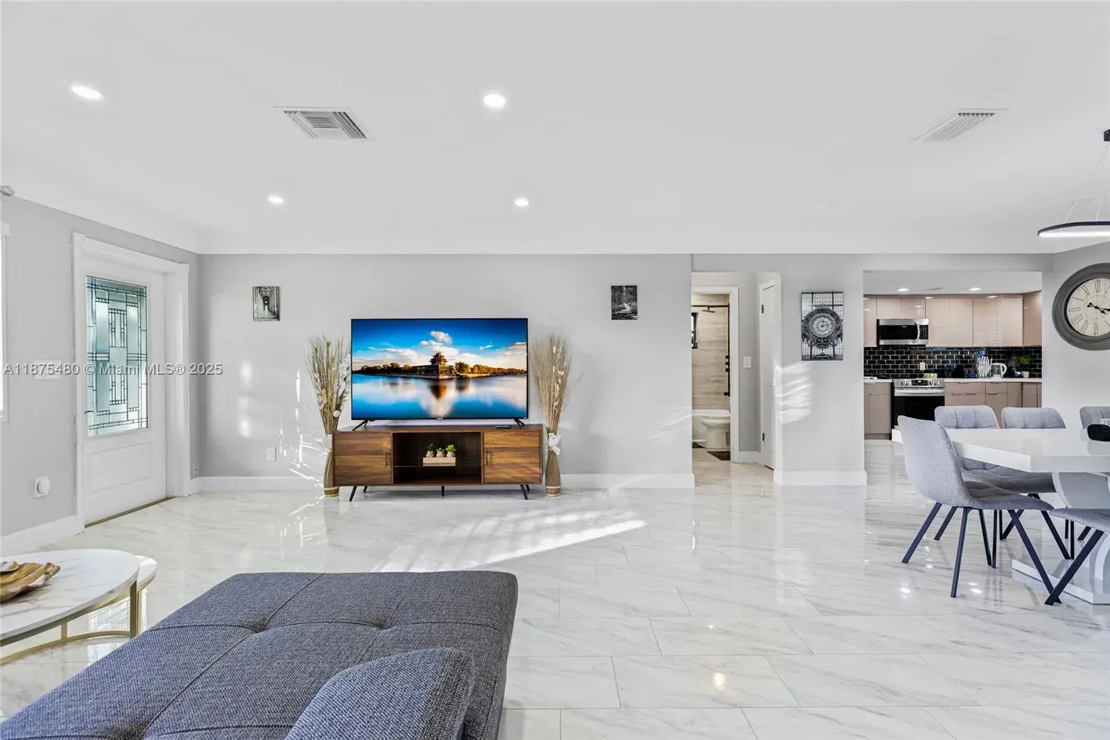 6600 NE 20th Way, Fort Lauderdale FL 33308