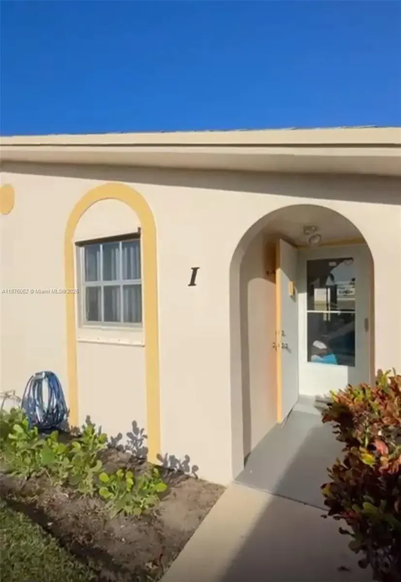 2622 E Emory Drive # I, West Palm Beach FL 33415