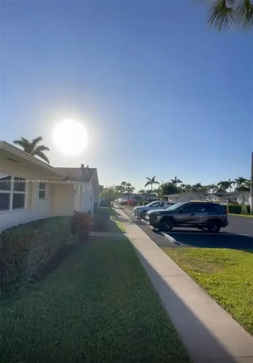 2622 E Emory Drive # I, West Palm Beach FL 33415