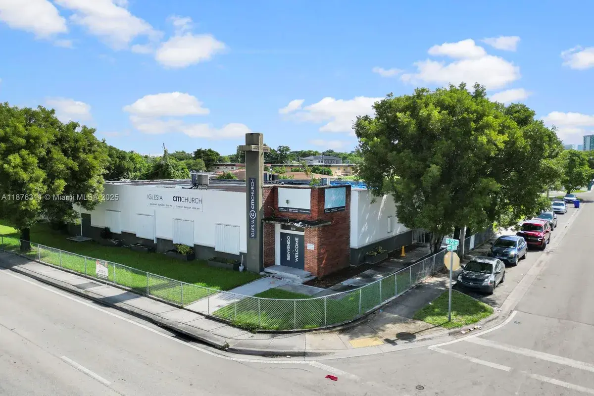 3001 NW 22nd Ave, Miami FL 33142
