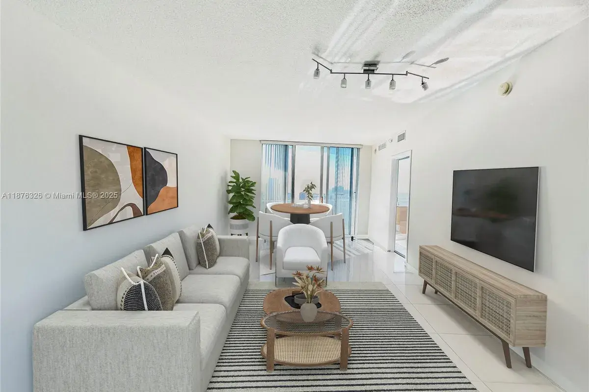 185 SW 7th St # 3502, Miami FL 33130