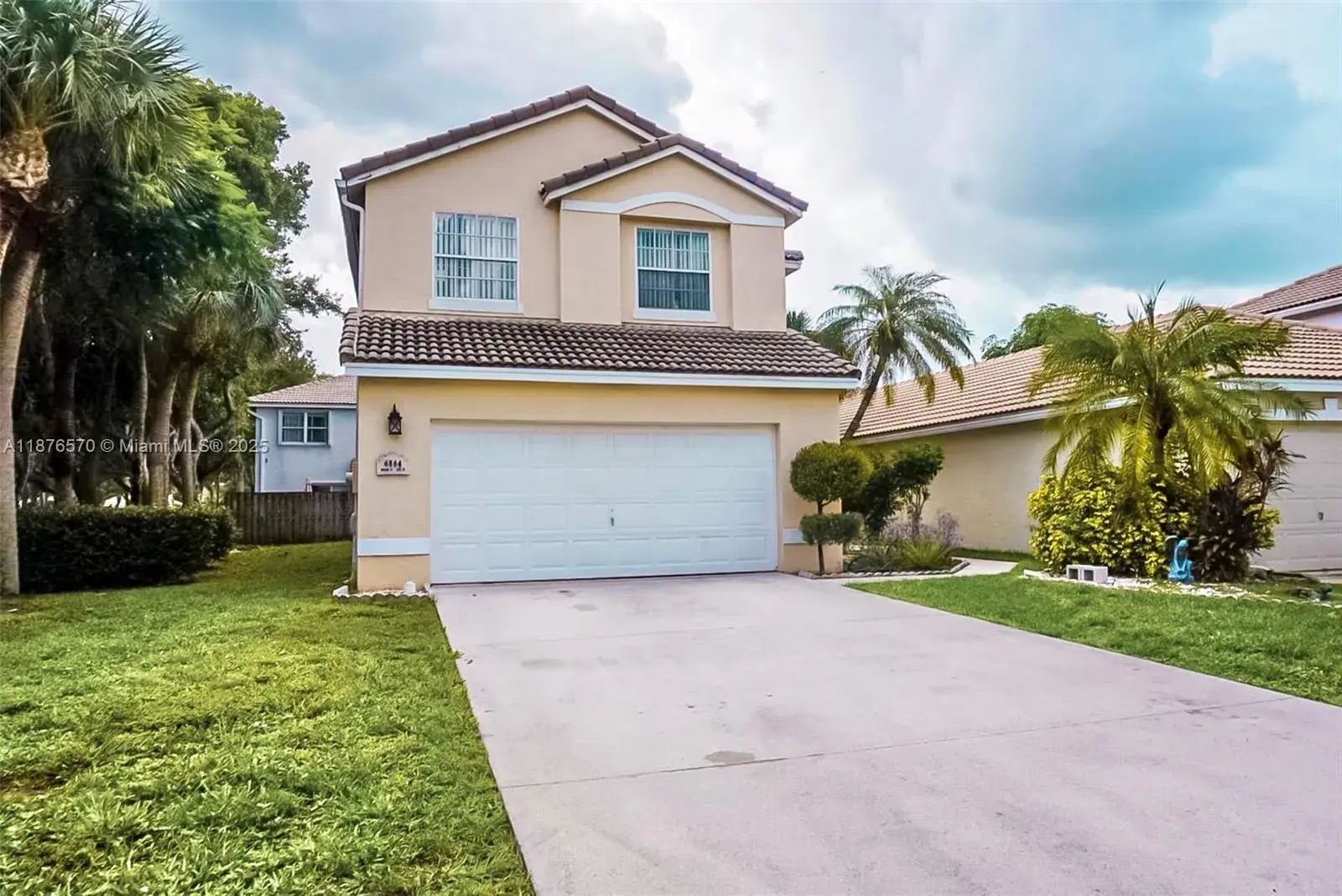 6864 Sugarloaf Key St, Lake Worth FL 33467