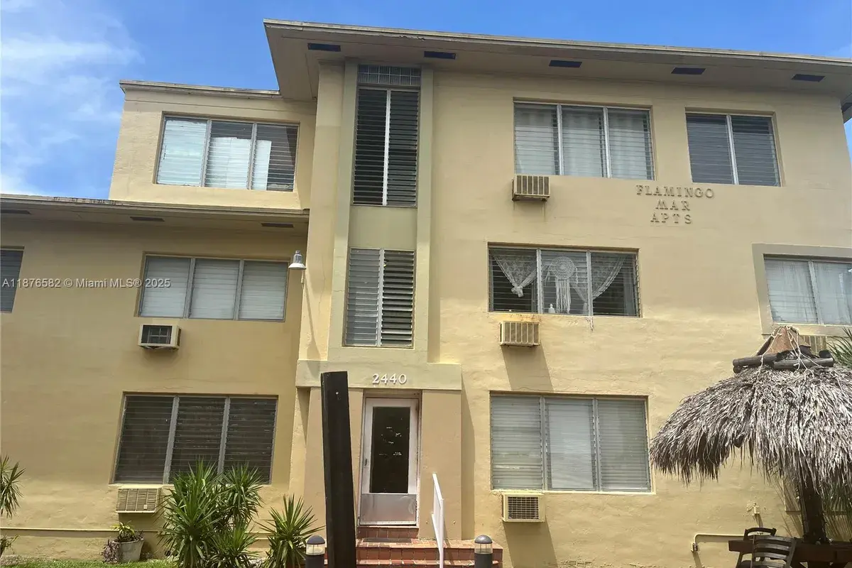 2436 Flamingo Dr, Miami Beach FL 33140