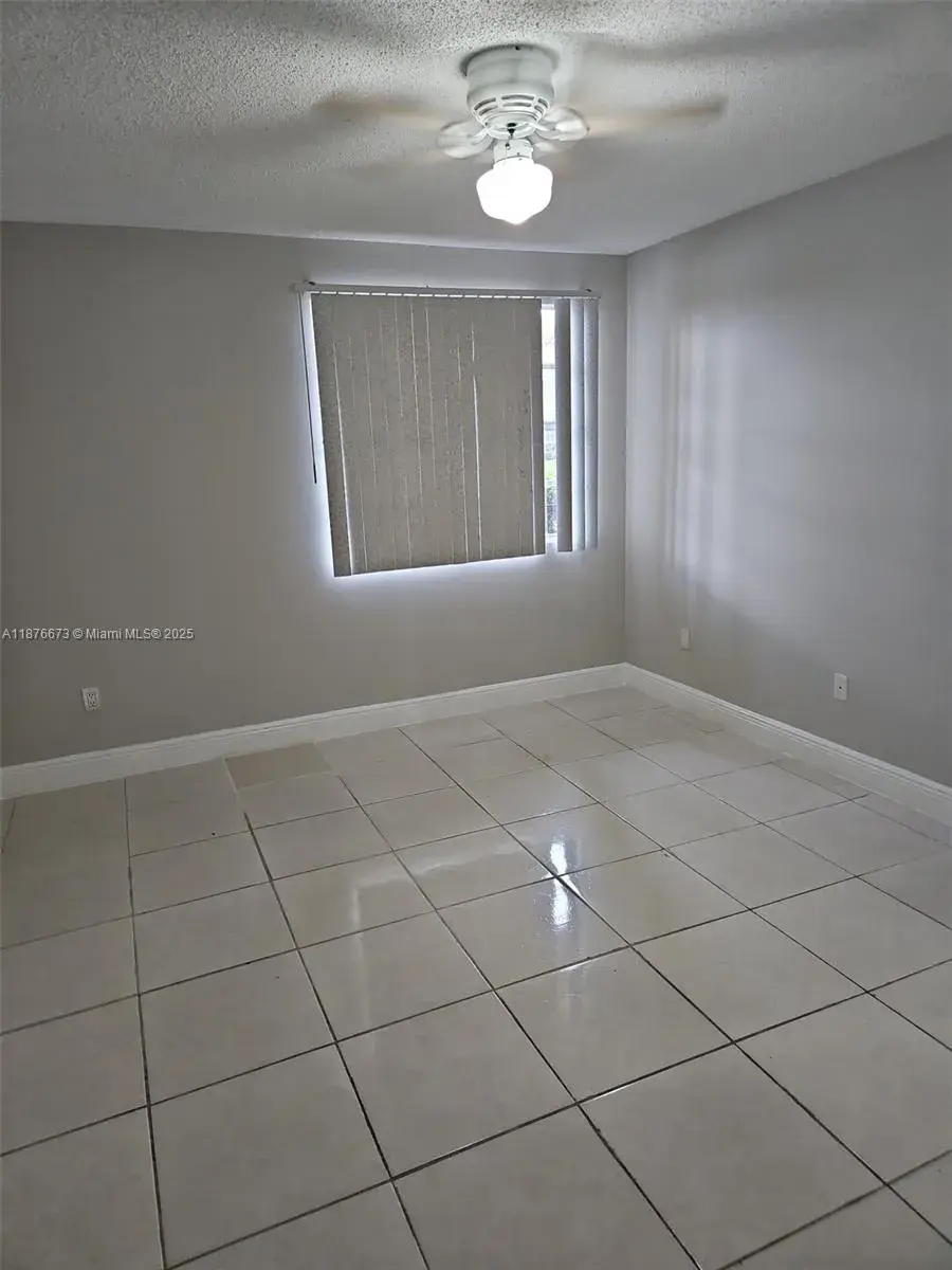 1249 SW 46th Ave # 1411, Pompano Beach FL 33069